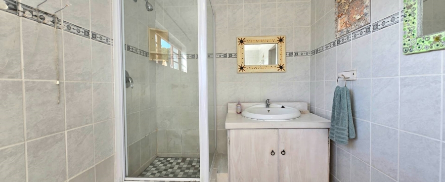 4 Bedroom Property for Sale in Kleinbaai Western Cape